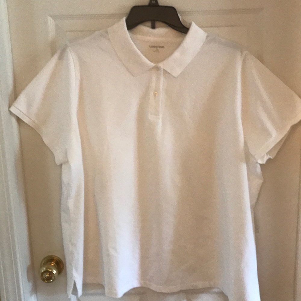 Short sleeve white polo shirt